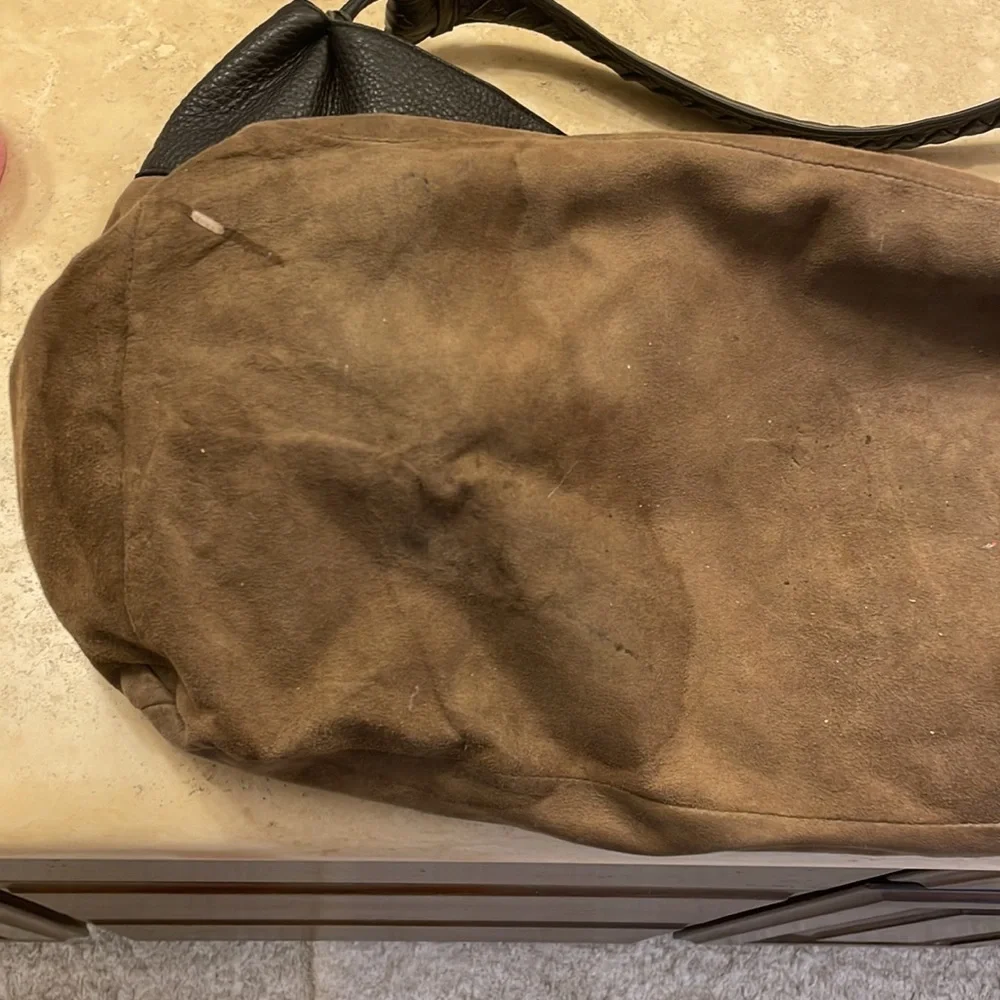 Bottega Veneta Cervo Navy Calf Leather Hobo Bag - Picture 10 of 11